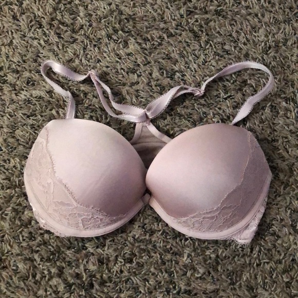 Ambrielle Bra - Picture 1 of 3